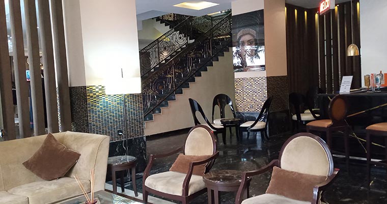 Main Bar — Oak Haven Hotel