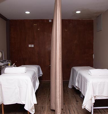 Spa — Oak Haven Hotel